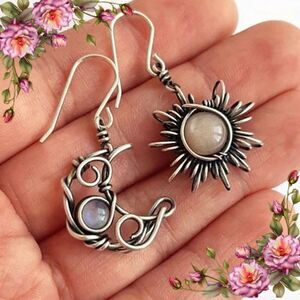 Vintage Bohemian Style‎ Zinc Alloy Sun Moon Stars Asymmetrical Earrings